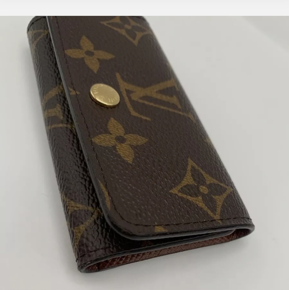 LV 4 ring key chain - Picture 6 of 16